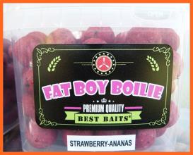 Best Baits Horgász Bojli 700gr Epres Ananászos