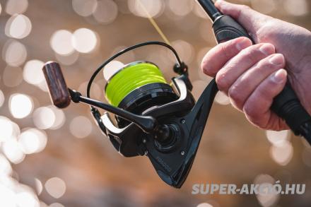 Giants Fishing Deluxe FD 6000 Távdobó Orsó Ajándék 7000-es Pótdob 6