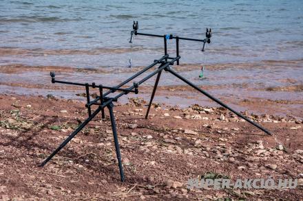 Giants Fishing High Három Botos Rod Pod Fekete 4