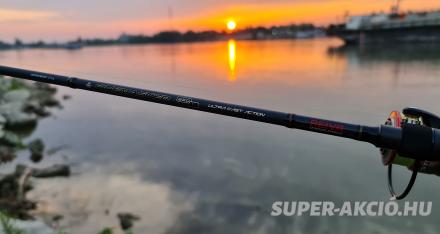 Reiva Finemaster Medium Pergető Horgászbot 240cm 8-30g 2Részes 4
